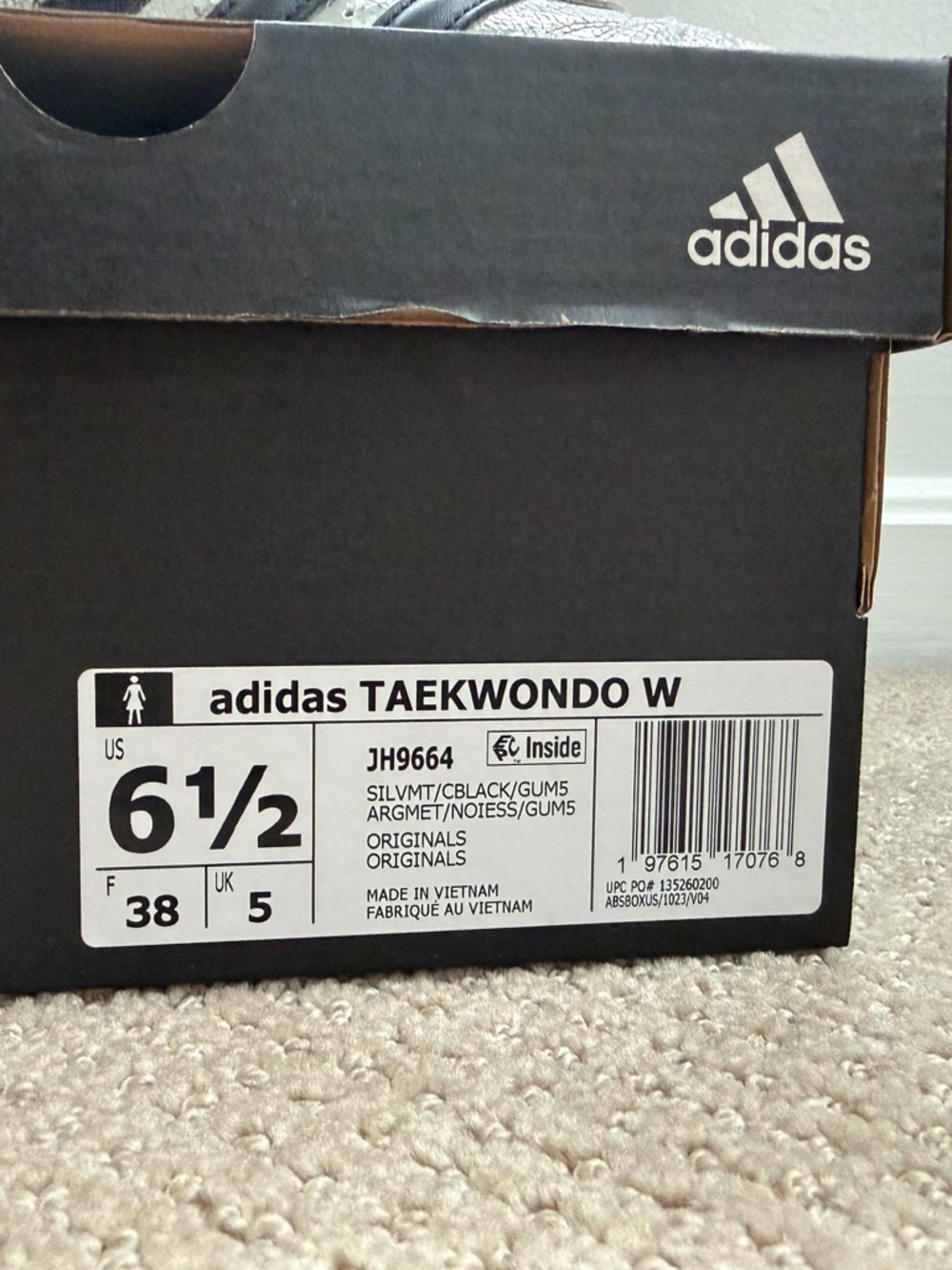 Adidas Metallic Silver Taekwondo Shoes - Picture 7 of 7